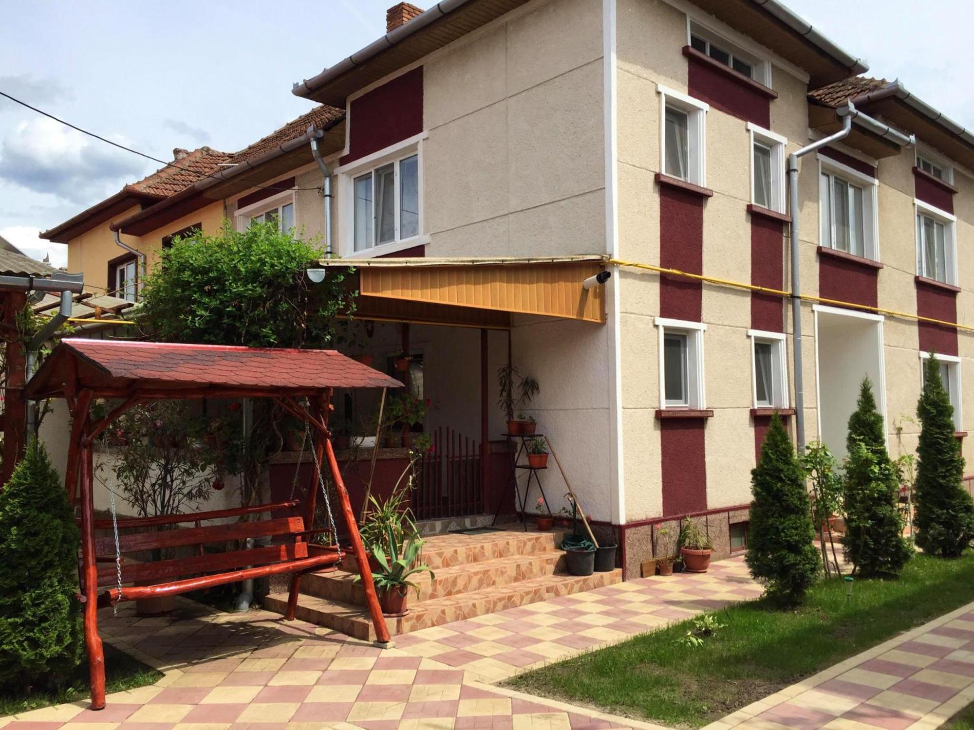 Casa Mary Hotel Haţeg Exterior foto